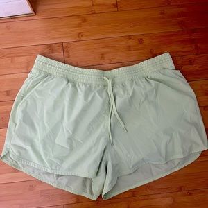 Abercrombie YPB running shorts
